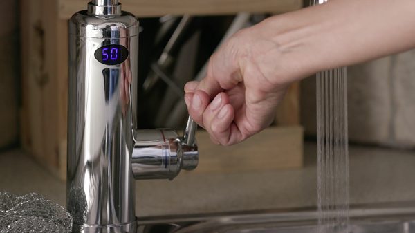 Robinet Aquadon SmartHeater avec chauffe-eau instantané