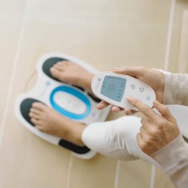 Fllow EMS-Tens Impuls-Fussmassagegerät