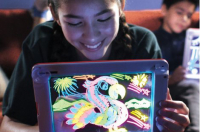 Tableau à dessin Magic Pad 1+1 set gratuit 70 pcs.