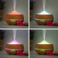 LED-Luftbefeuchter mit Aroma- und Holzeffekt